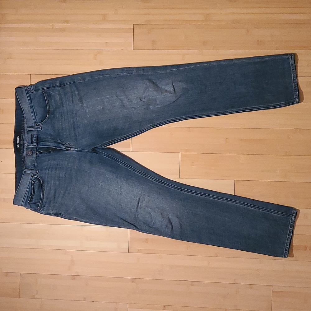 Express Men's Classic Straight Leg Jeans
